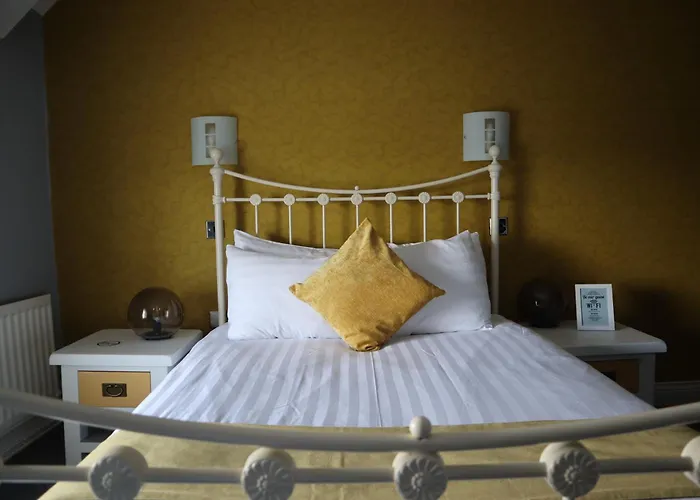 Hardwick Arms Hotel