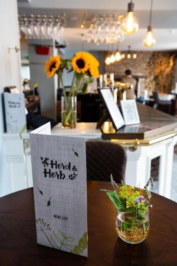 Отель Hardwick Arms
